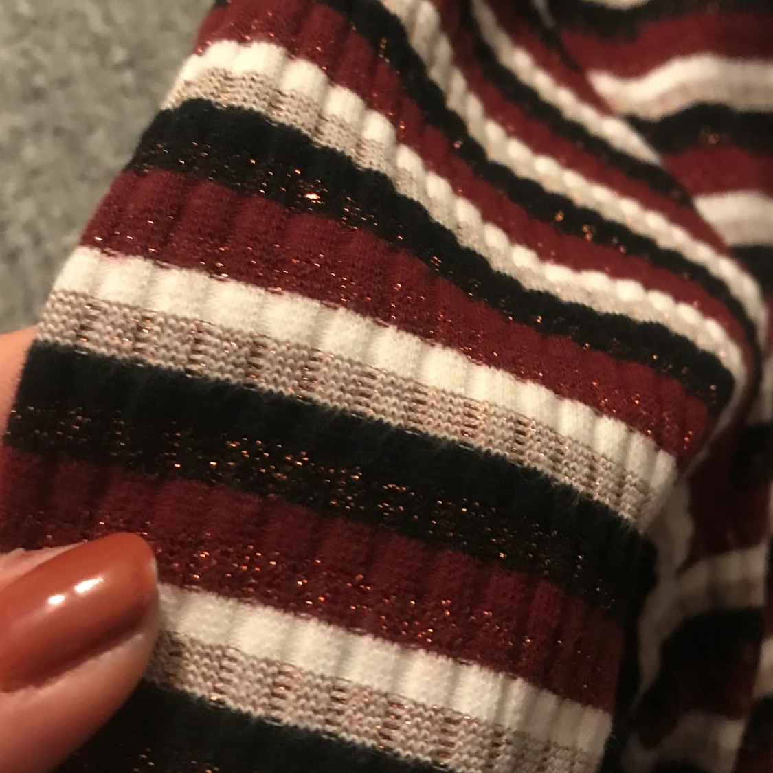 Glittrig tröja  - 90