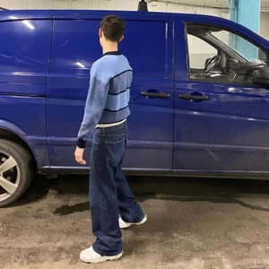 Busnel stickad  - Min finaste stickade busnel tröja vintage nu pris runt 3000 bra skick sitter baggy men går åt i midjan strl s-m budgivning från 500 :)