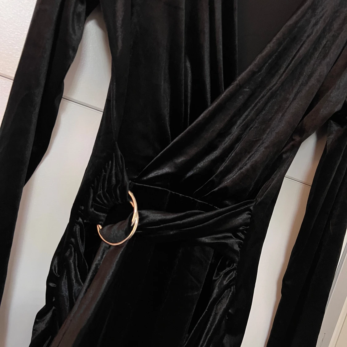 Svart sammetsklänning - 2