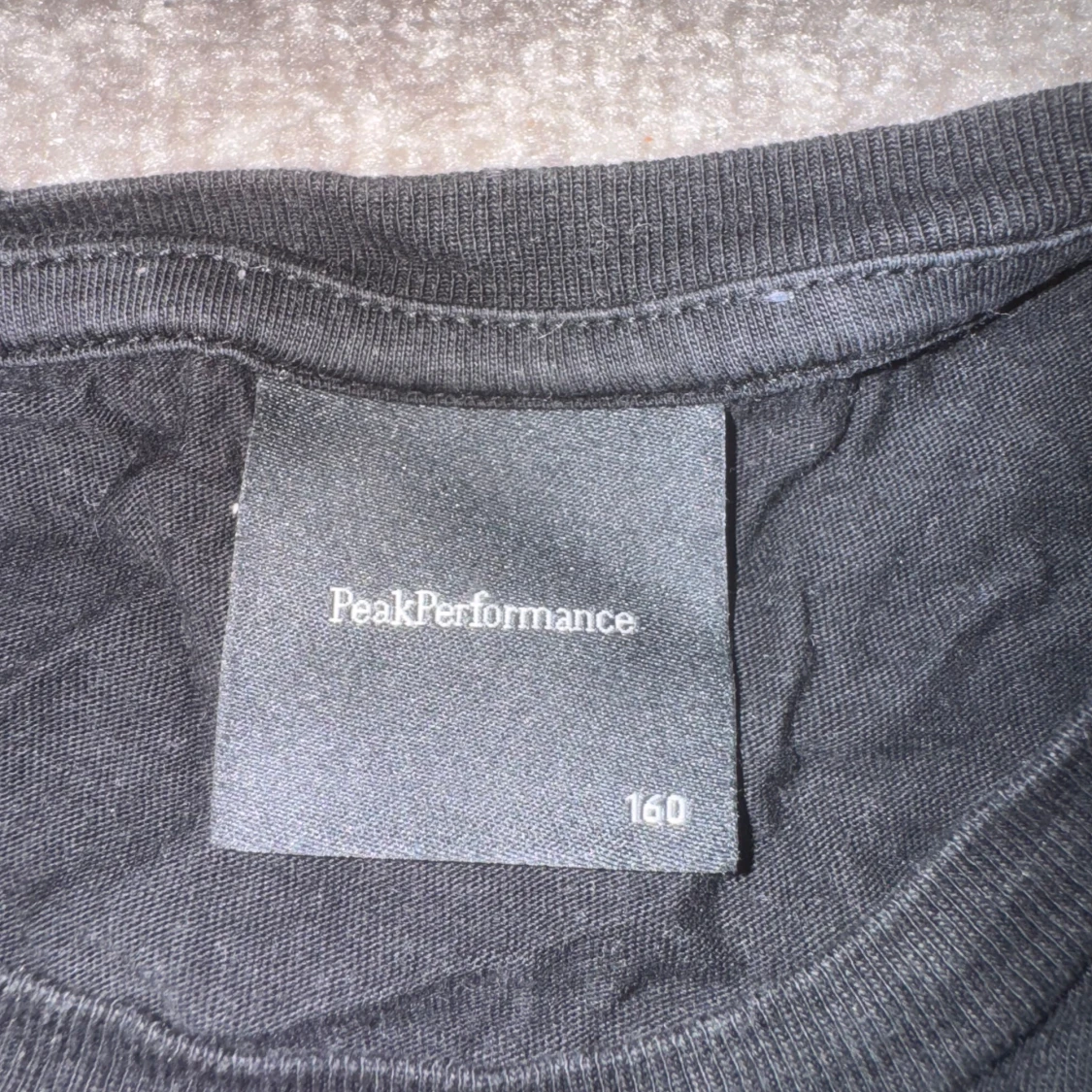 Svart Peak Performance t-shirt - 1