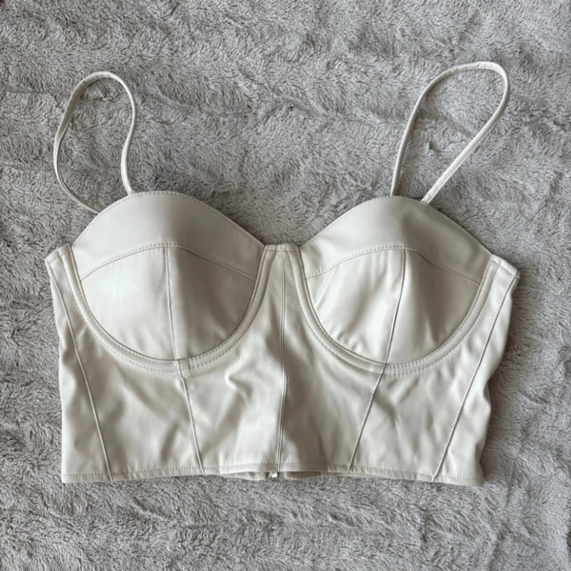 Beige korsett-topp med smala axelband