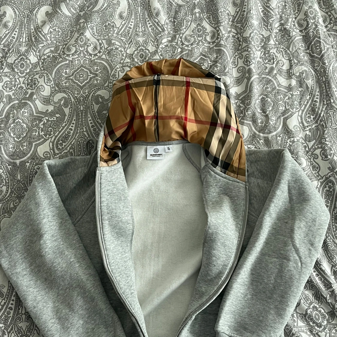 Grå hoodie från Burberry - 3