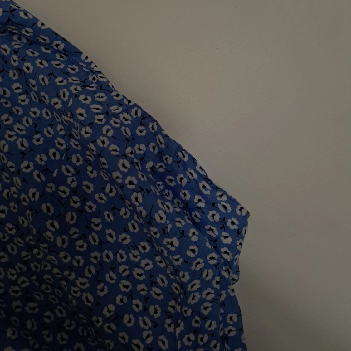 Blå blommig långkjol - 1