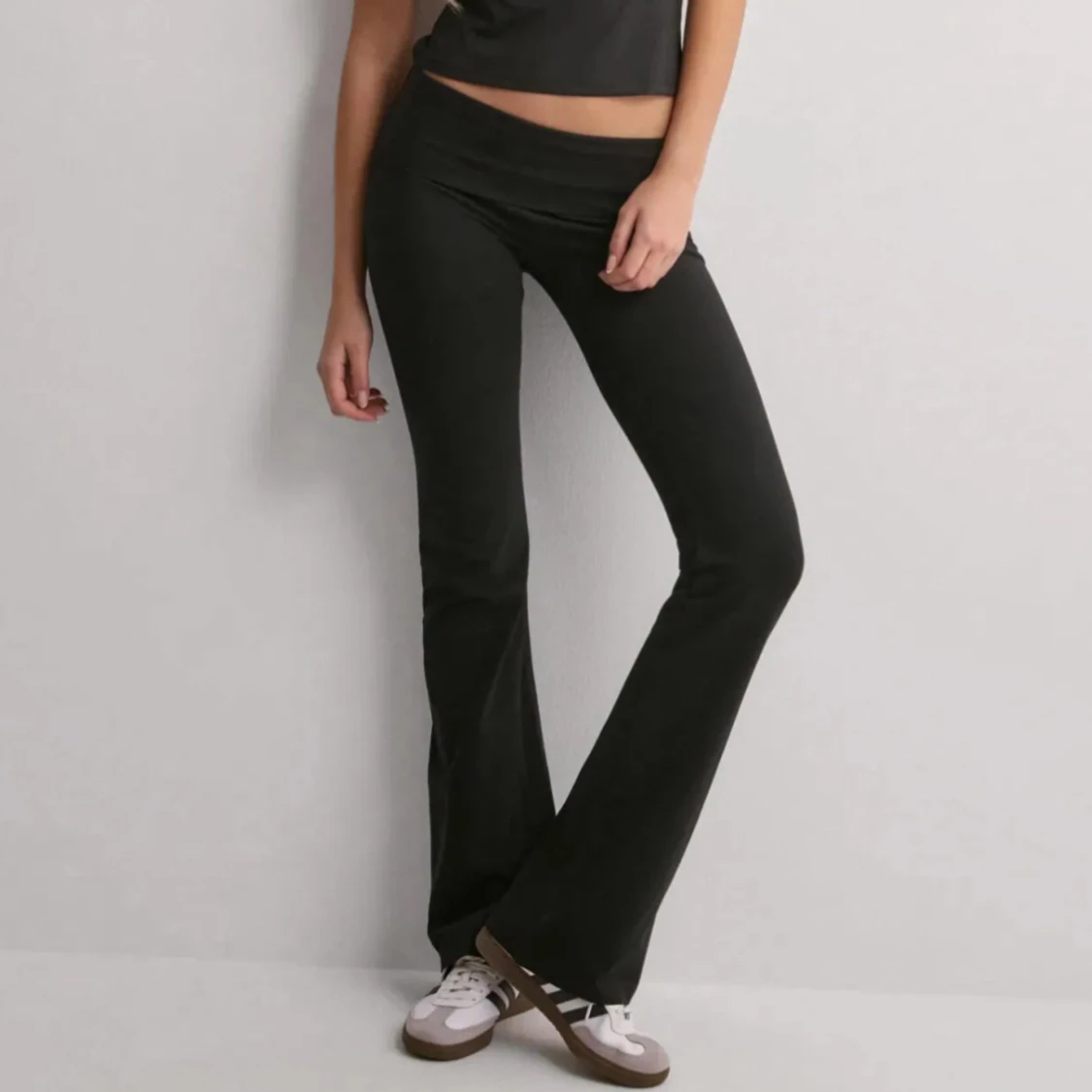 Yoga pants nelly - 1