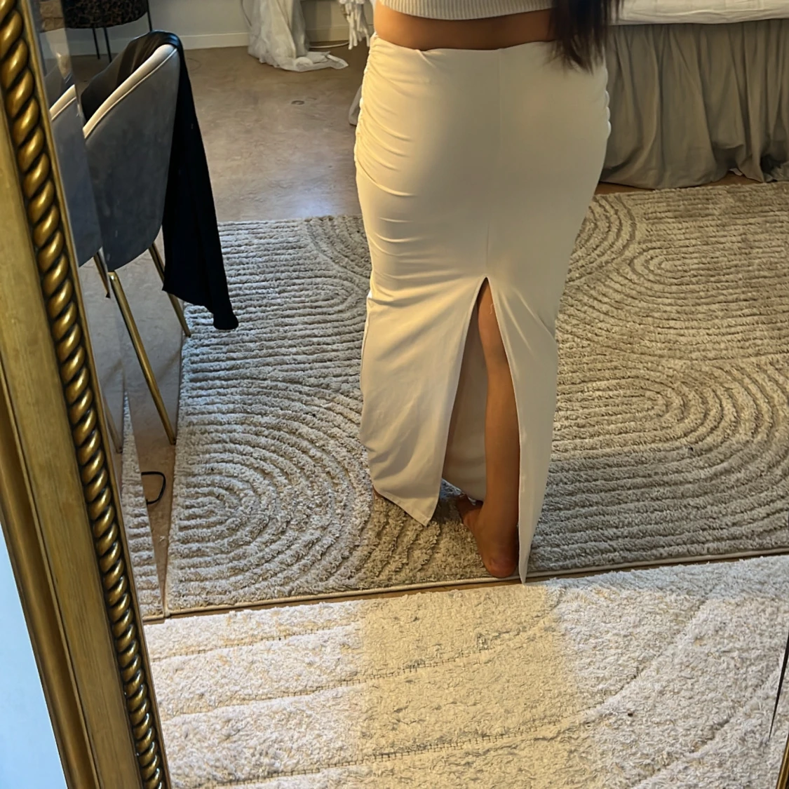 Vit långkjol med slits - 1