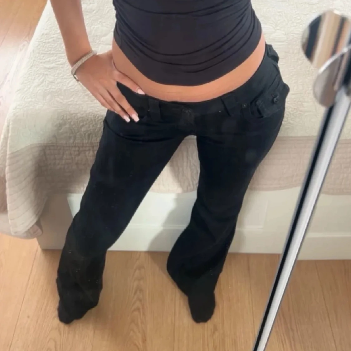 Svarta True Religion bootcut jeans - 1