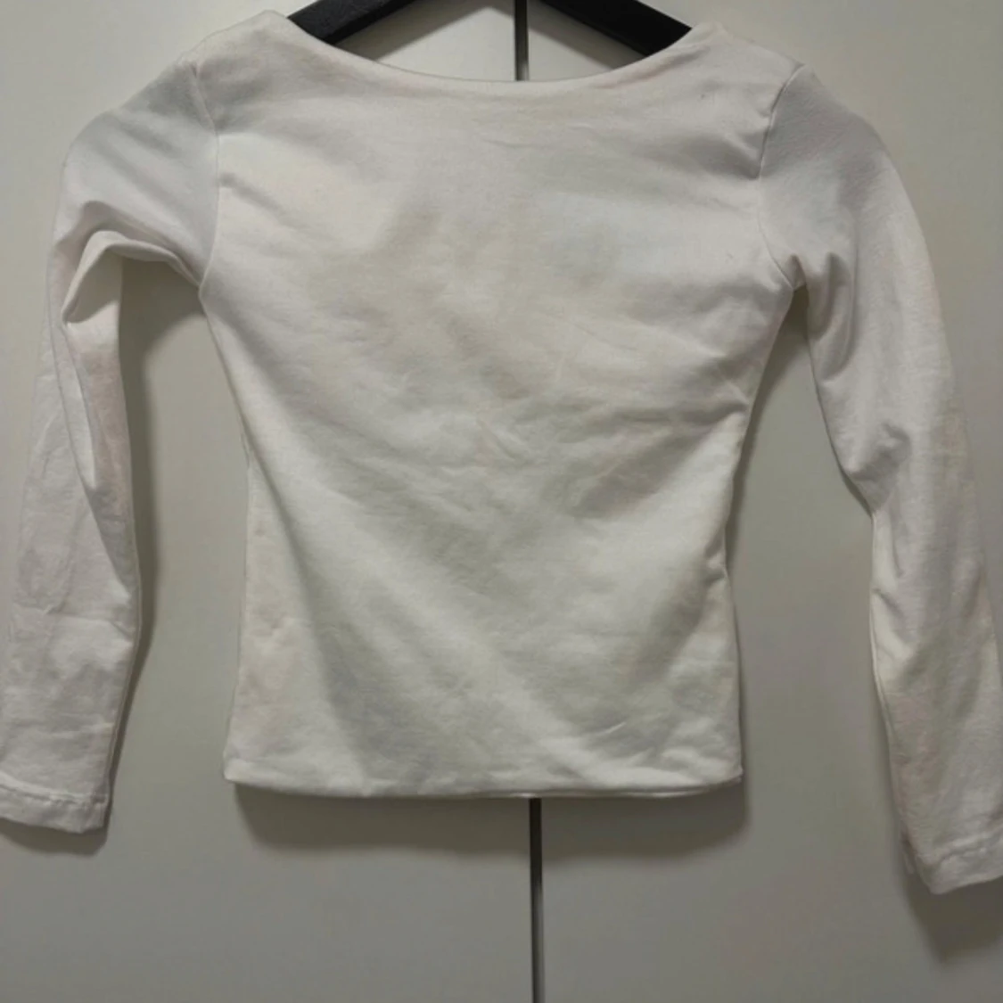 Vit långärmad croppad topp - 2