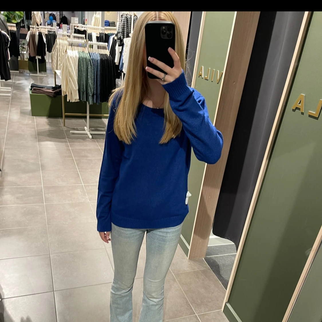 Ljusblå bootcut jeans