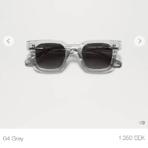 Gråa fyrkantiga solglasögon - INTRESSEKOLL!!! På mina chimis. De är gråa 04:or. 🥰🥰💗💗