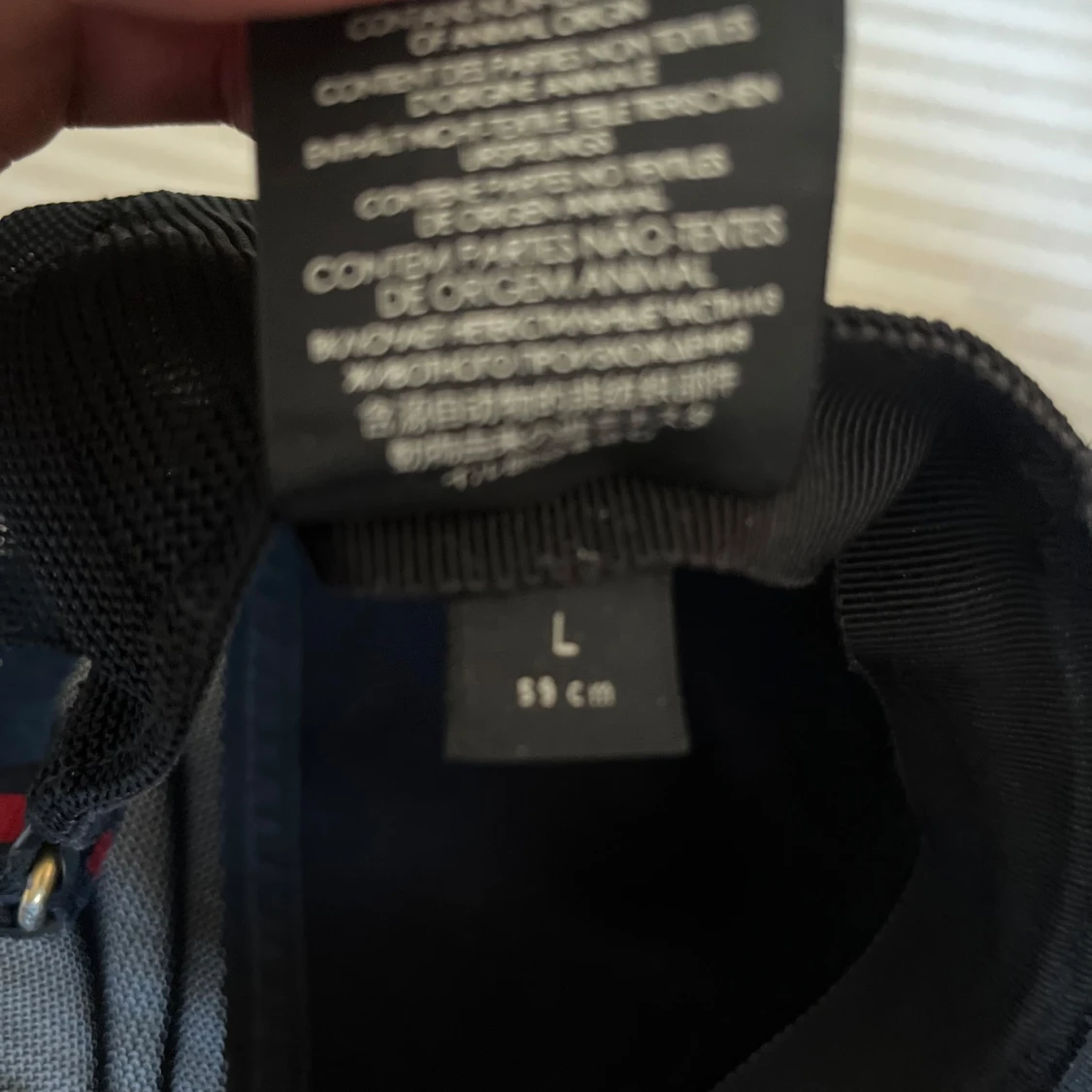 Svart keps från Gucci med orm-motiv - 3