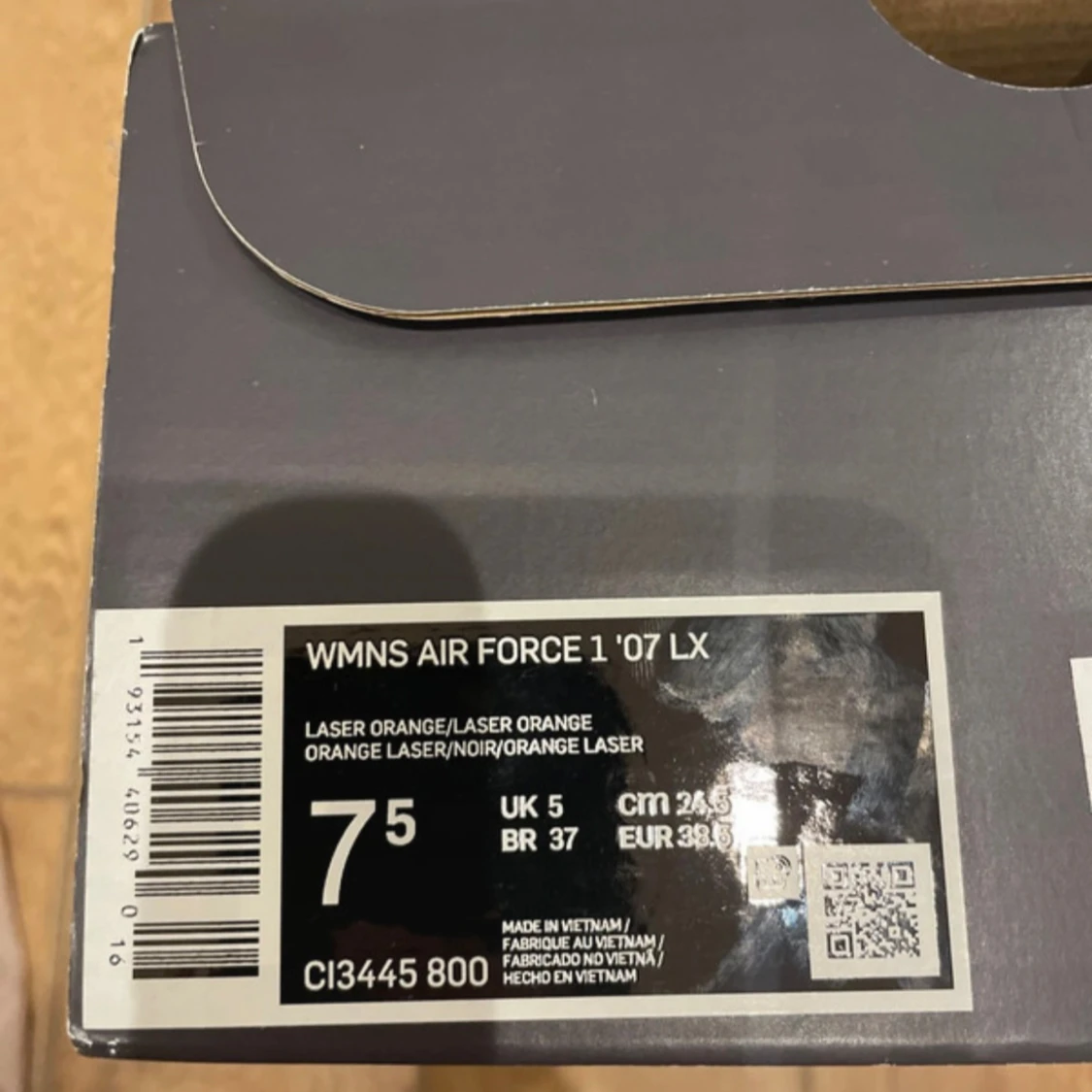 Nike Air Force 1 '07 LX Laser Orange - 1