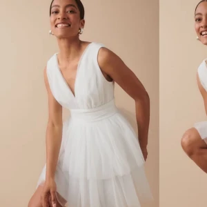 Mini Tulle Dress - Säljer denna supersöta klänningen från Gina Tricot då jag hittat en annan studentklänning! Den är aldrig använd och har lappen kvar! Storlek L och slutsåld på hemsidan💕 Den kostar 599 på hemsidan men priset går att diskutera!