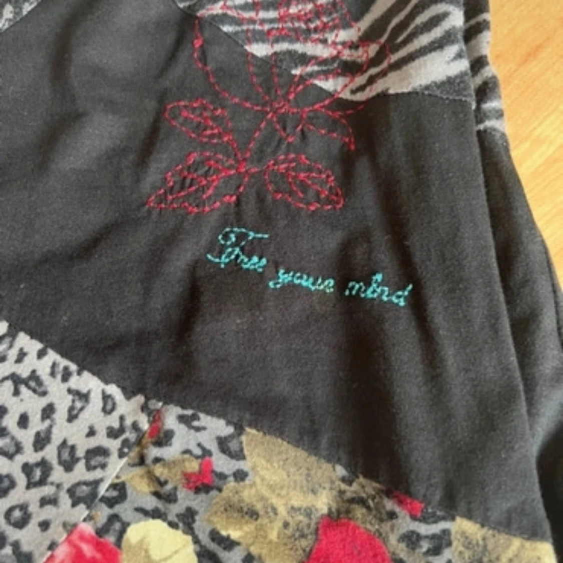 Kjol med djurmönster - 2