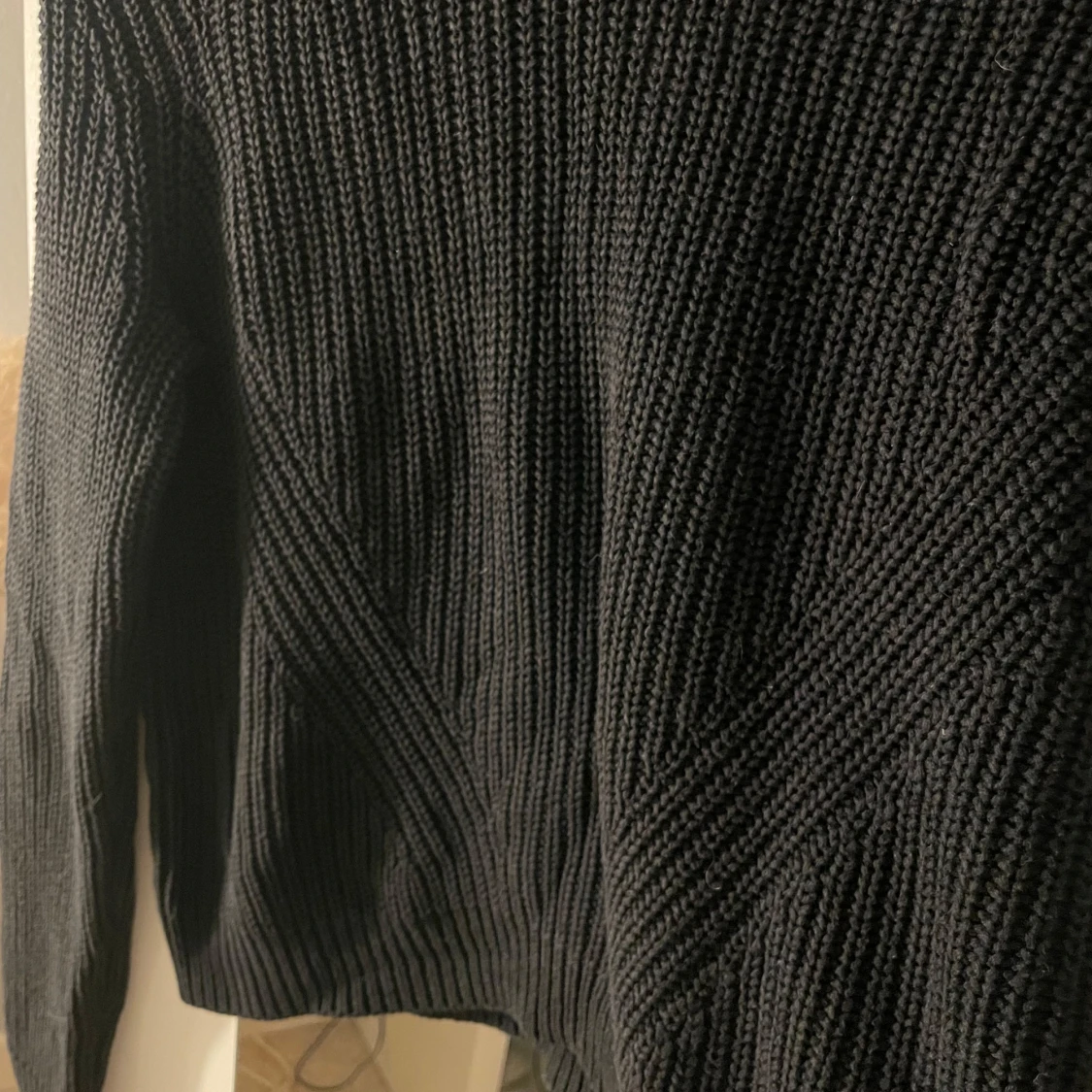 Svart stickad tröja från H&M BASIC - 3