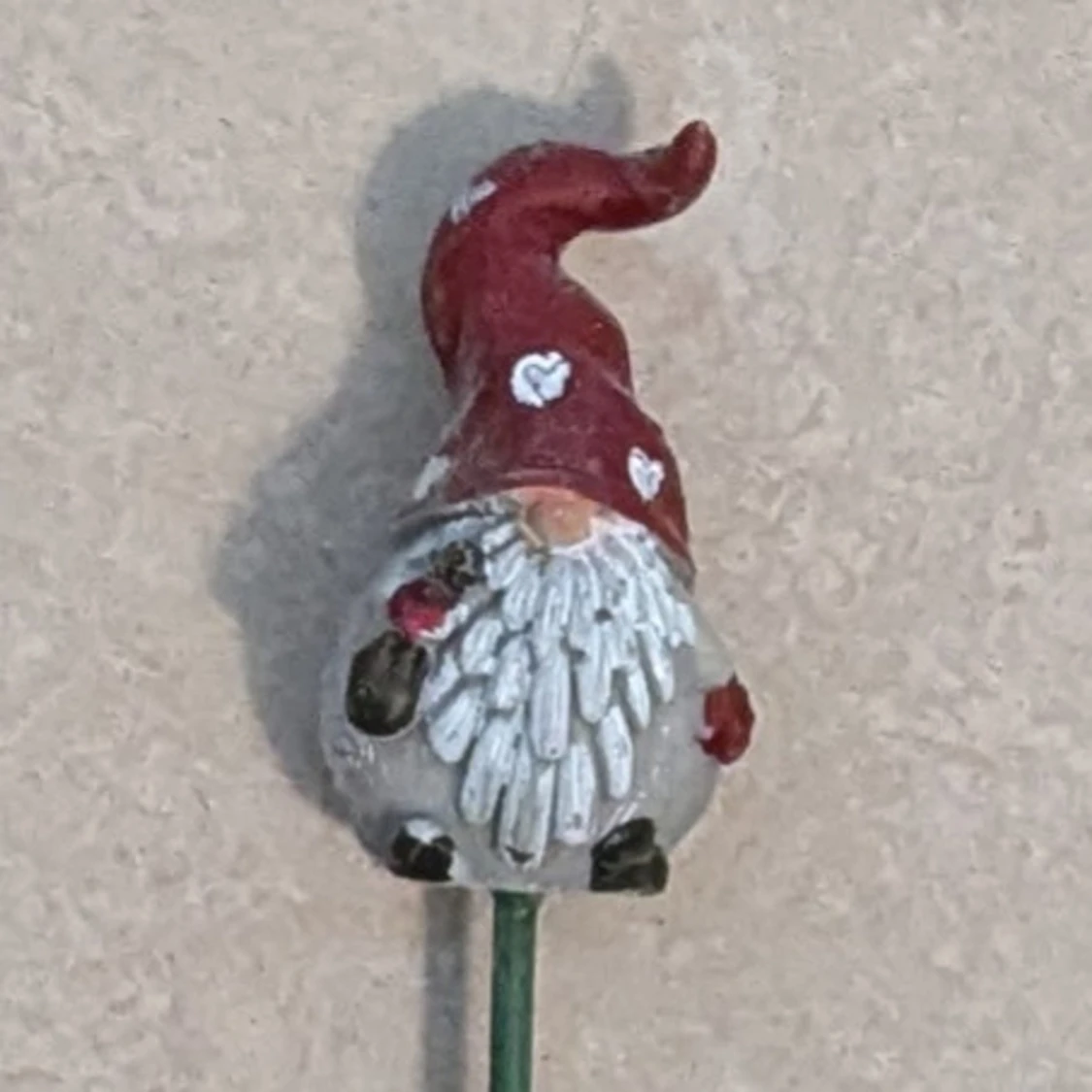 Liten tomte på metall pinne - 4