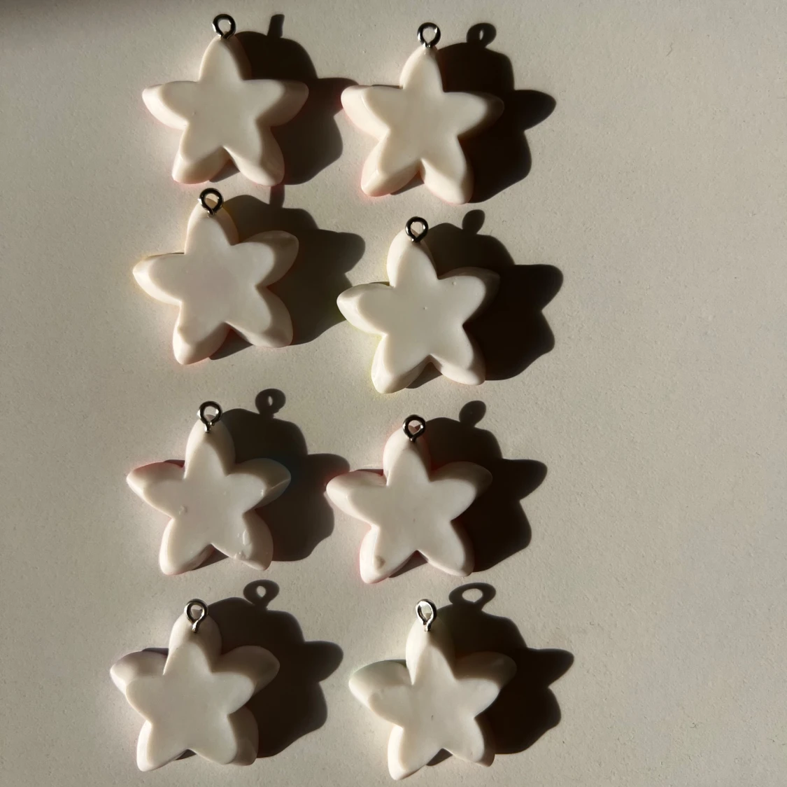 Färgglada blomberlocker till smycken - 1