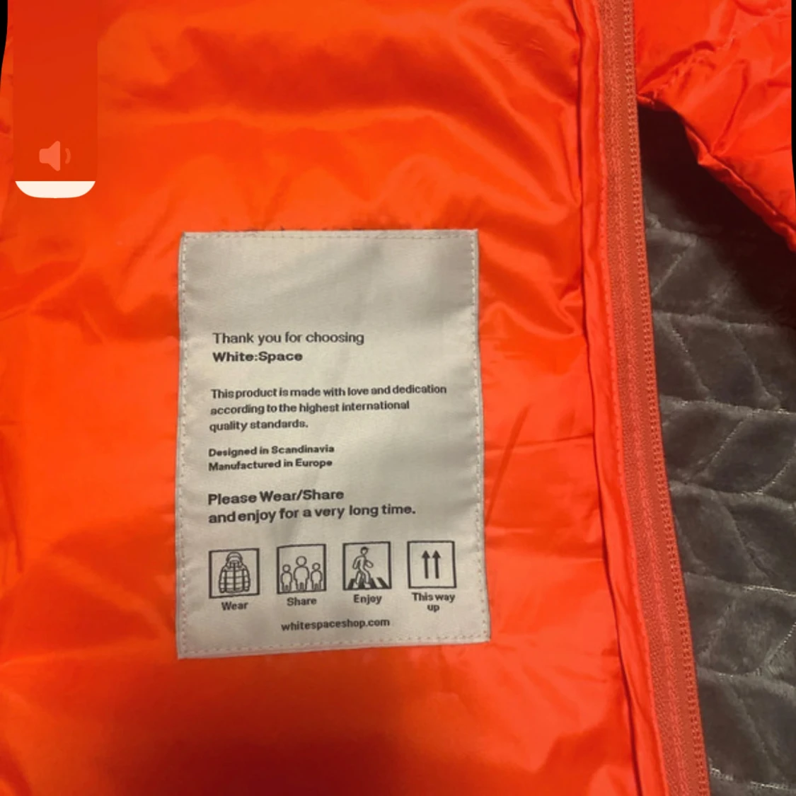 Orange pufferjacka från White Space - 2