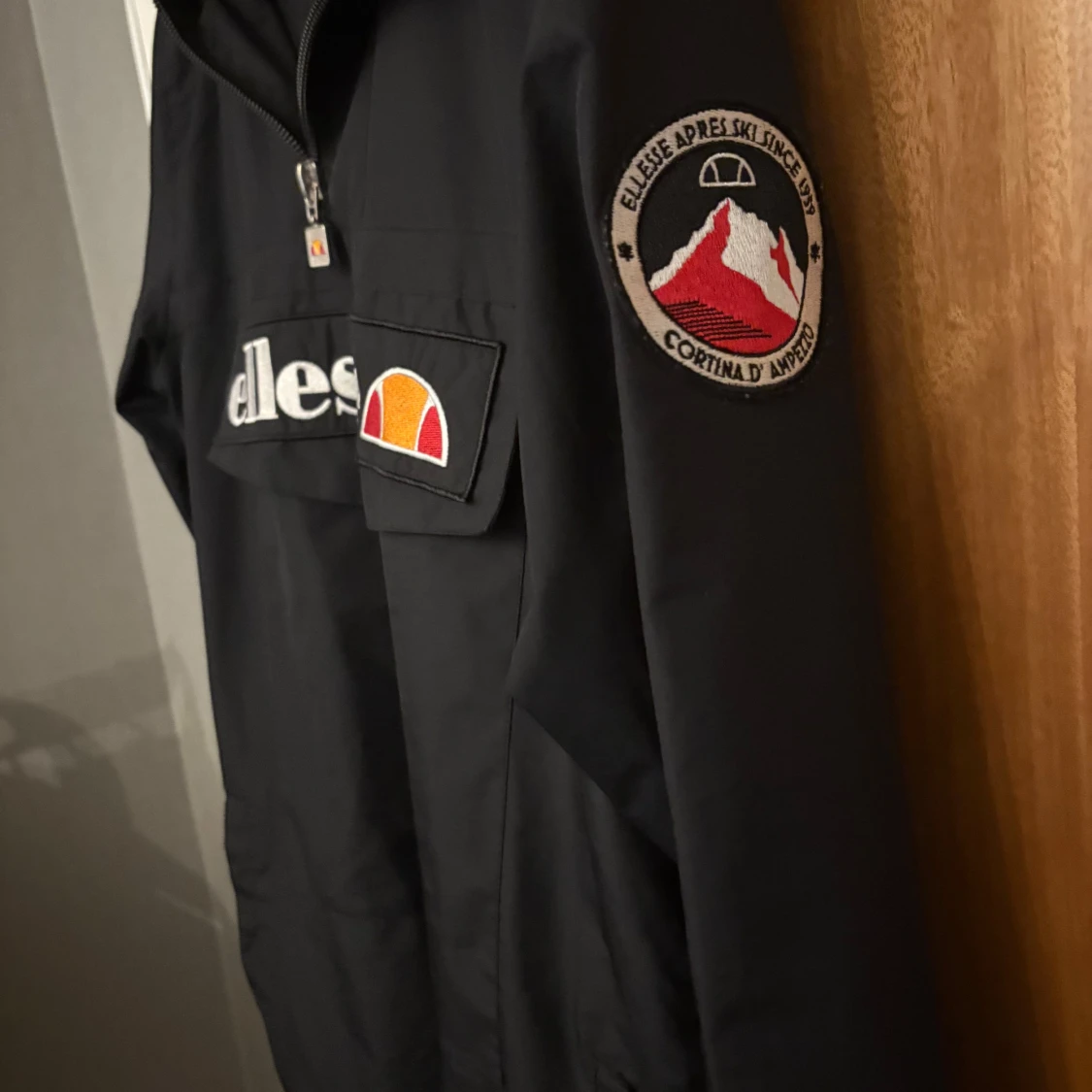 Svart vindjacka från Ellesse  - 2