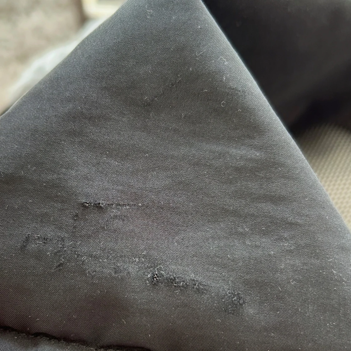 Svart vindjacka från Haglöfs - 1