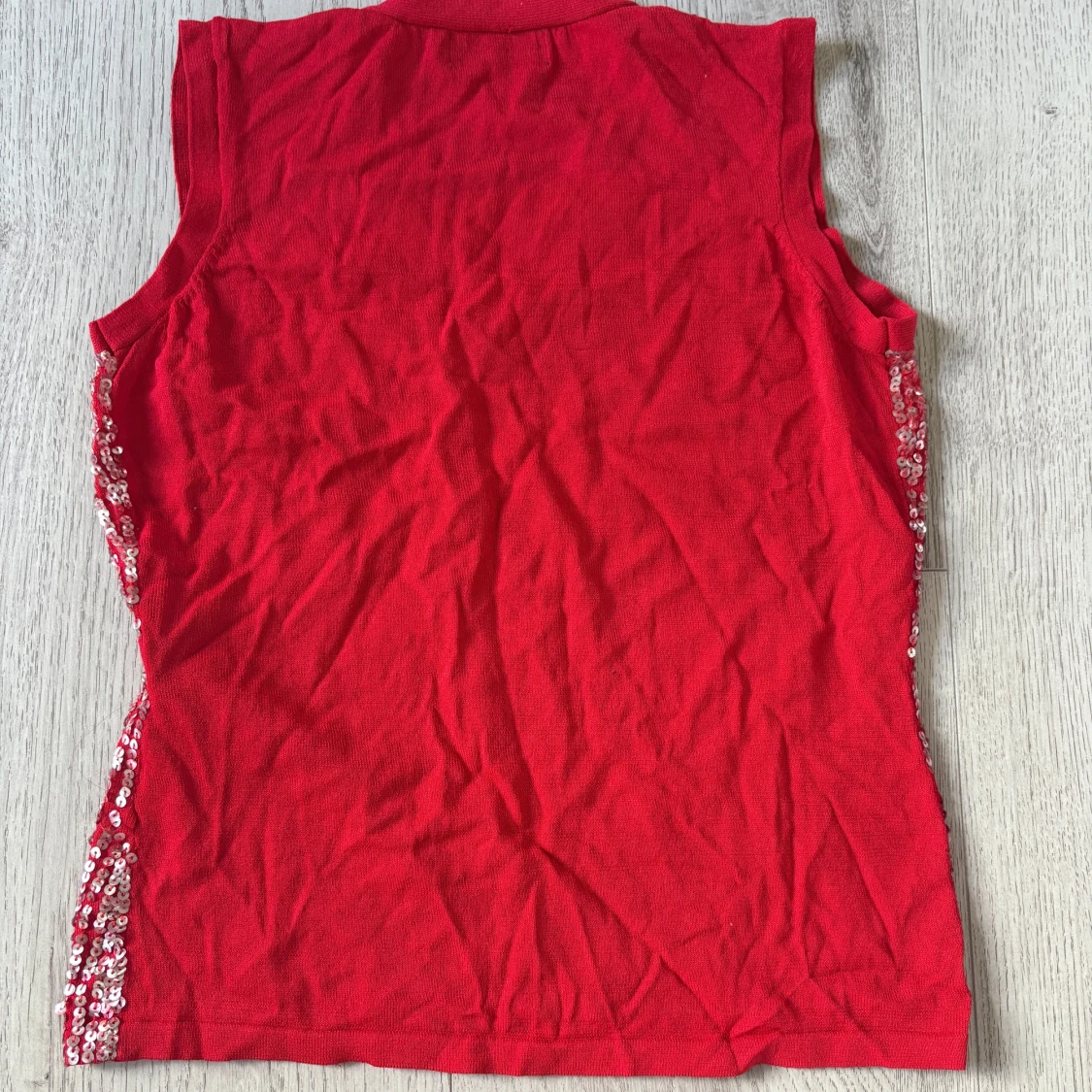 Röd paljettopp från MariPhilippe - 1