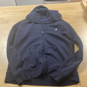 Ralph Louren Zip Hoodie - Storlek: S, bra skick kön tröja används lite 