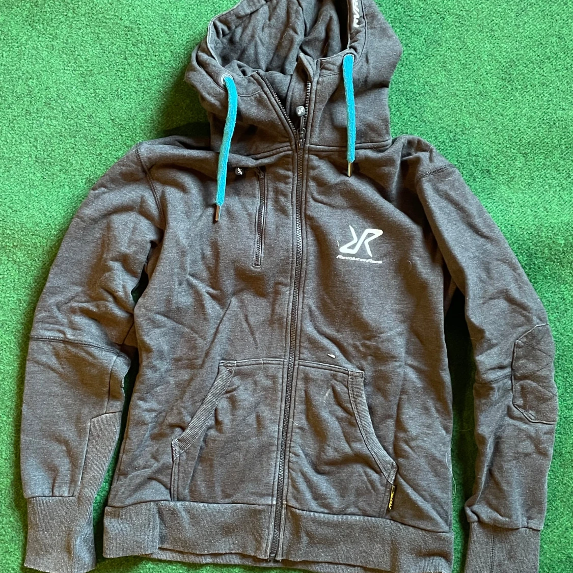 Cozy Hoodie från RVRC 