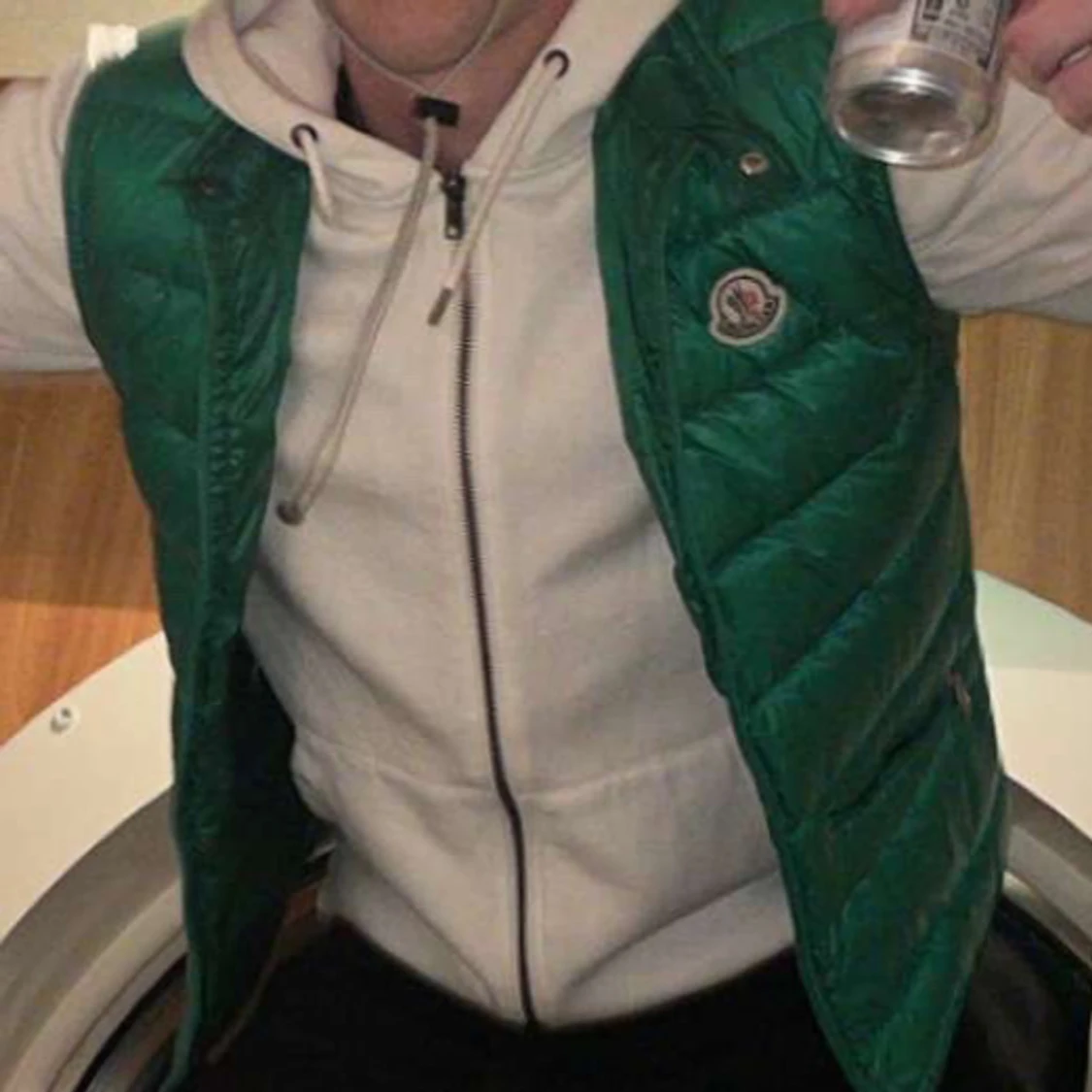 Grön dunväst från Moncler - 1