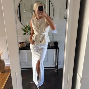 Vit jeanskjol - Från mango storlek M, NY