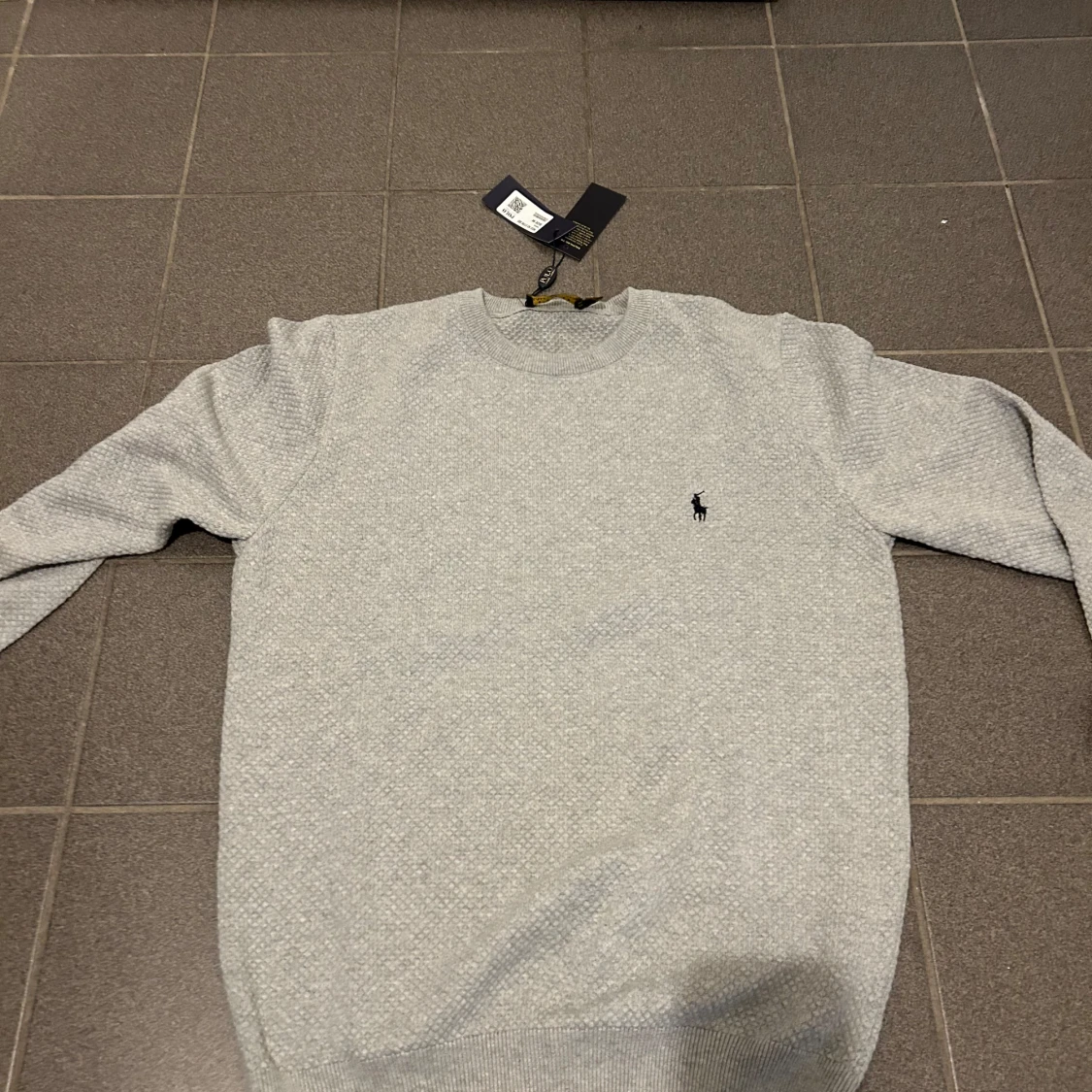 Grå stickad tröja från Polo Ralph Lauren