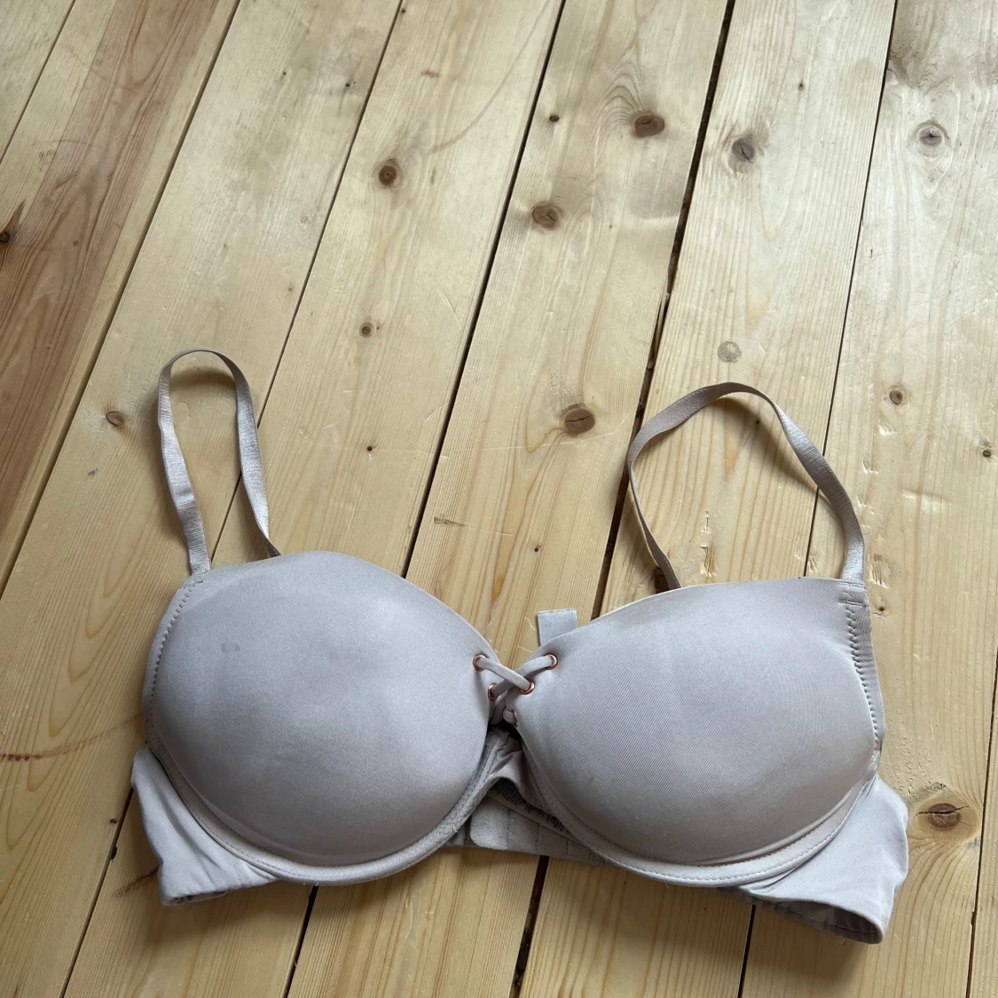 Beige korsett-bh från Censored 75C