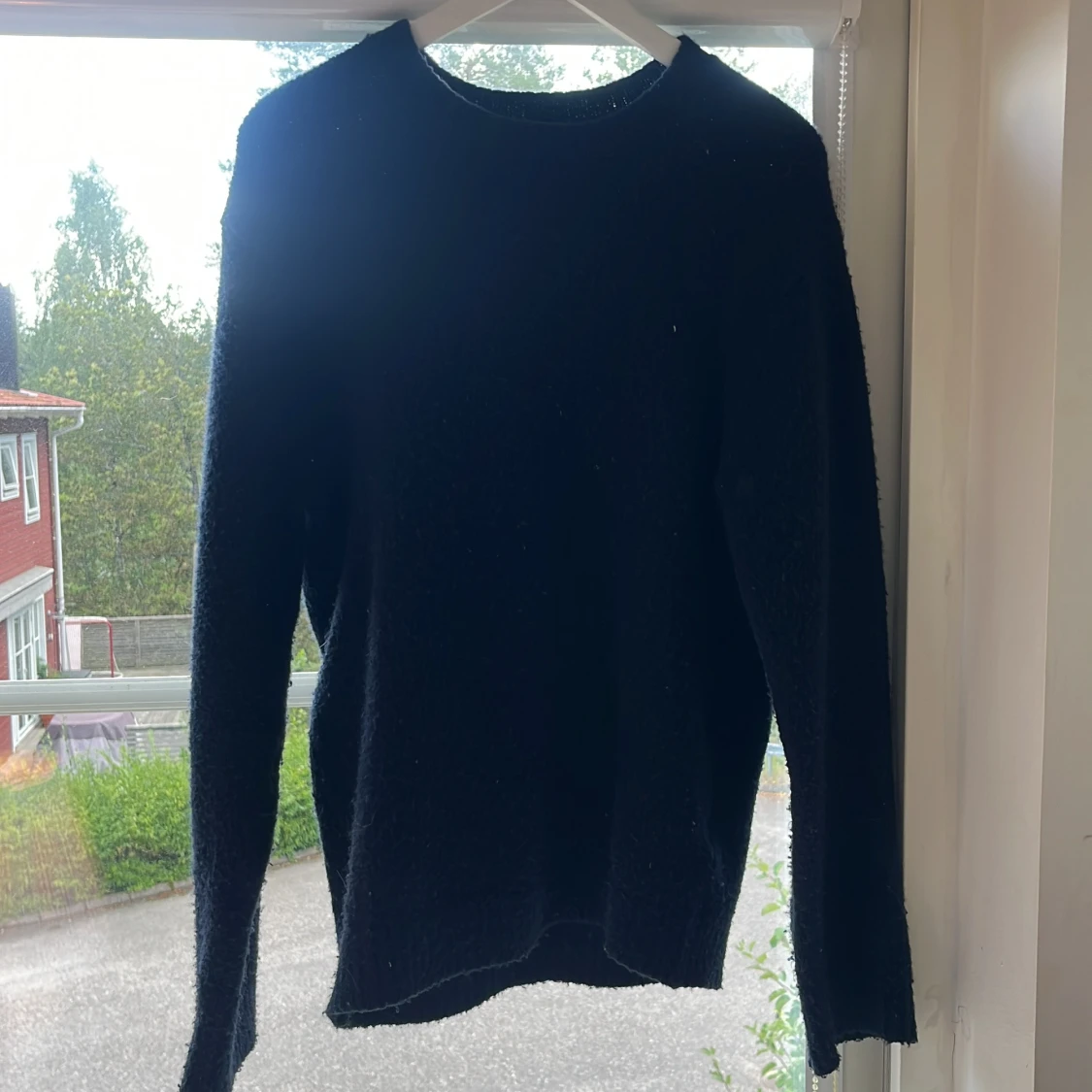 Mörkblå stickad tröja från Zara - 2