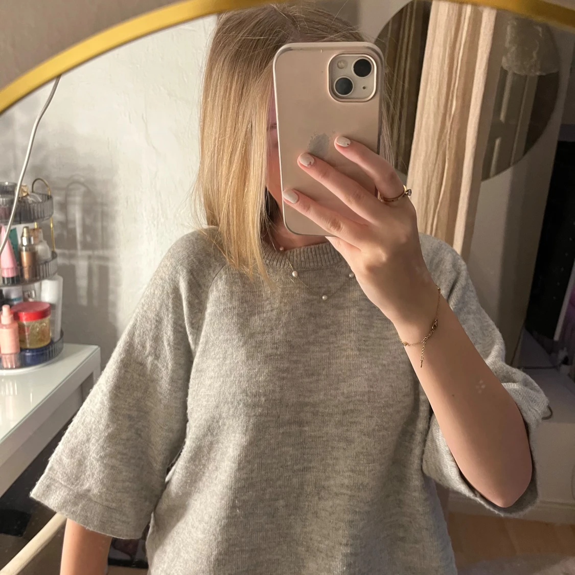 Grå croppad stickad tröja från ONLY