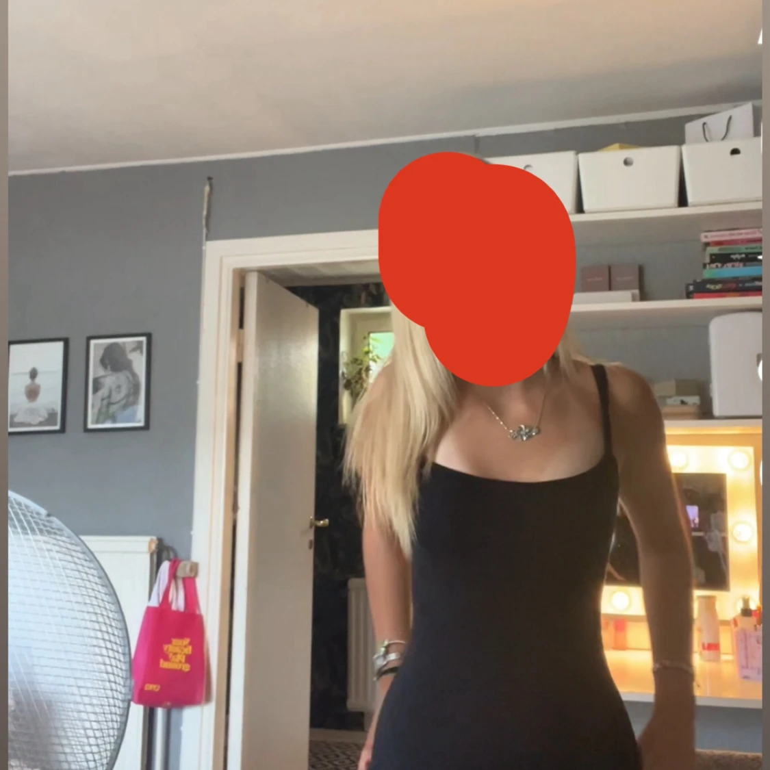 Svart långklänning från Gina Tricot  - 1