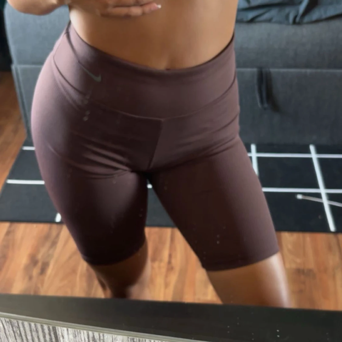Bruna ribbade cykelshorts från Nike - 3