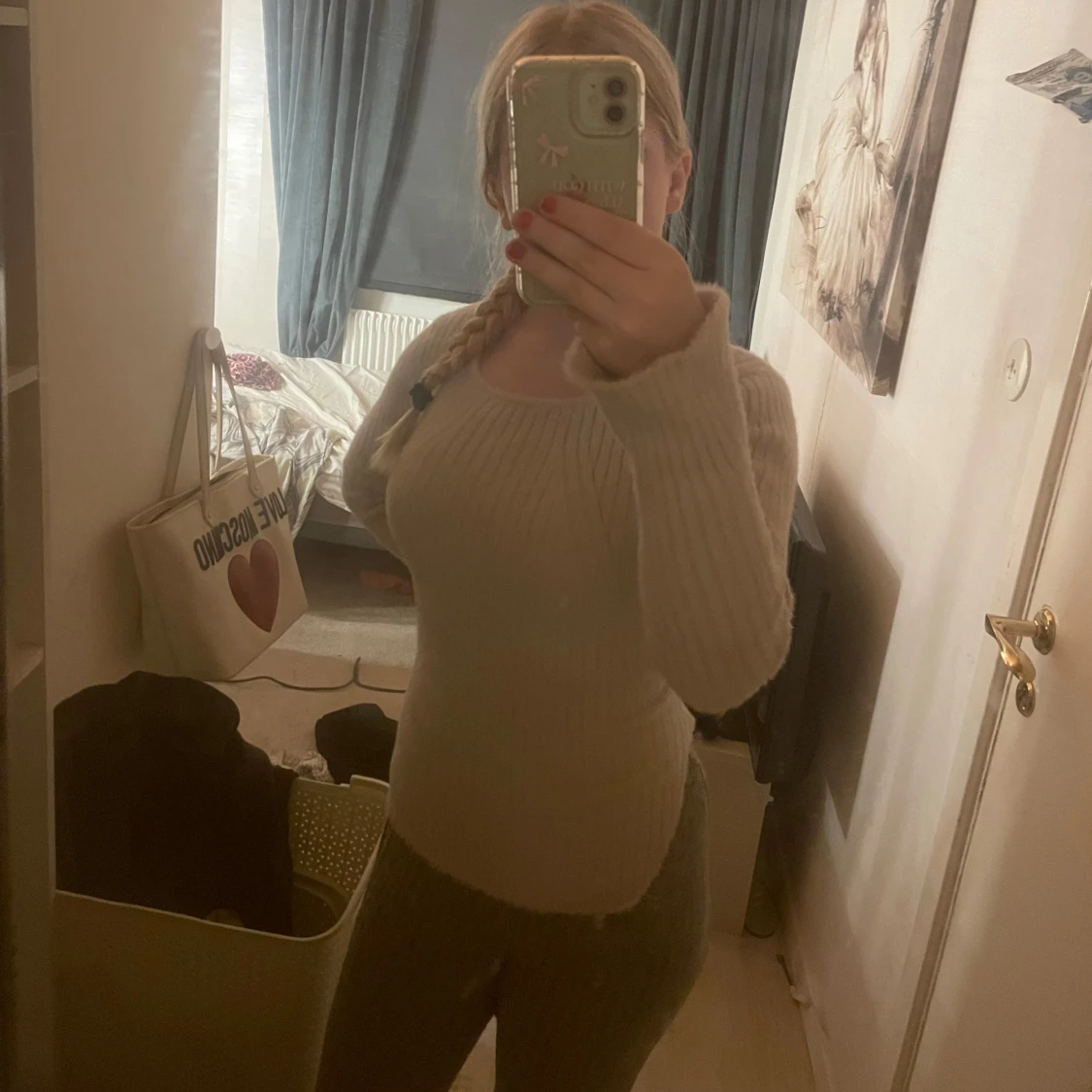 Vit stickad tröja💕 - 1