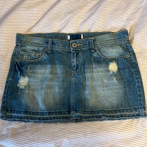 Jeans kjol  - Midjmeått: 40cm 💖