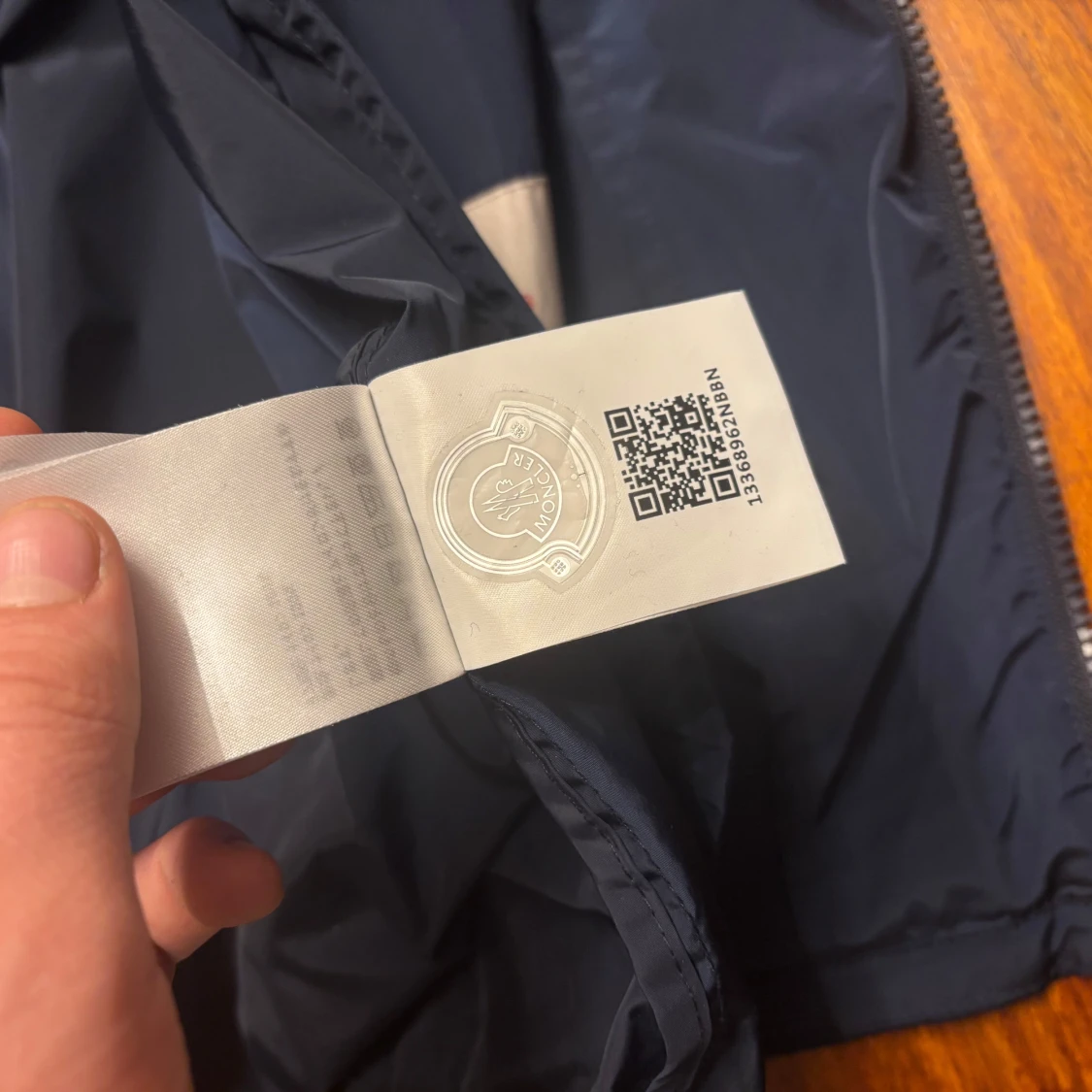 Mörkblå vindjacka från Moncler - 3