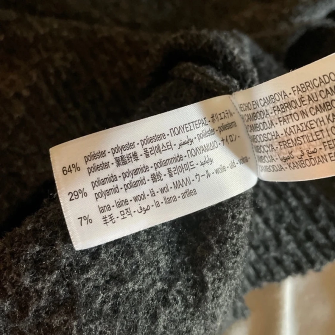 Svartgrå tröja / blackgrey sweater - 3