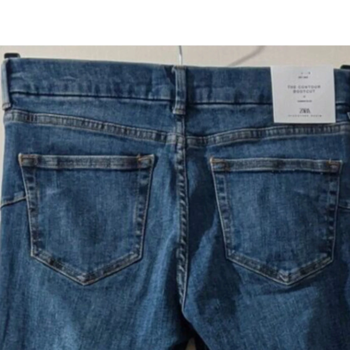 Blå bootcut jeans från Zara - 1