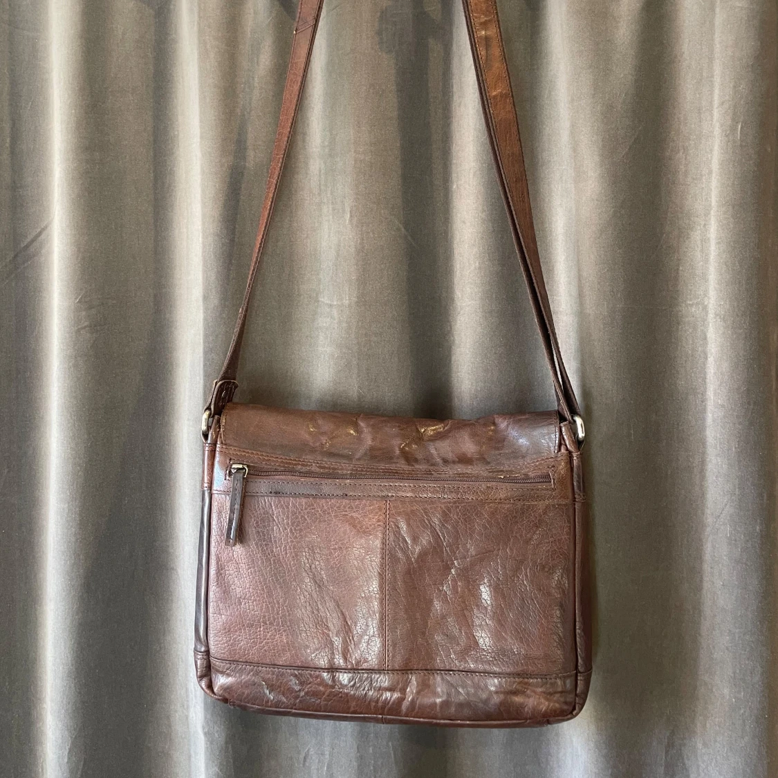 Brun skinn axelväska - 1