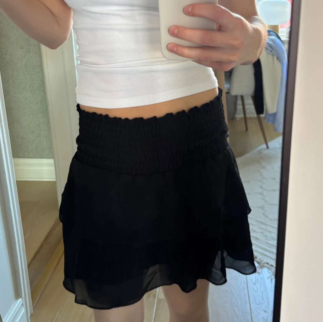 Svart volangkjol Chelsea - 1