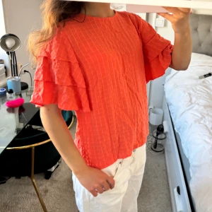 Blus!  - Blus så snygg färg när man är brun