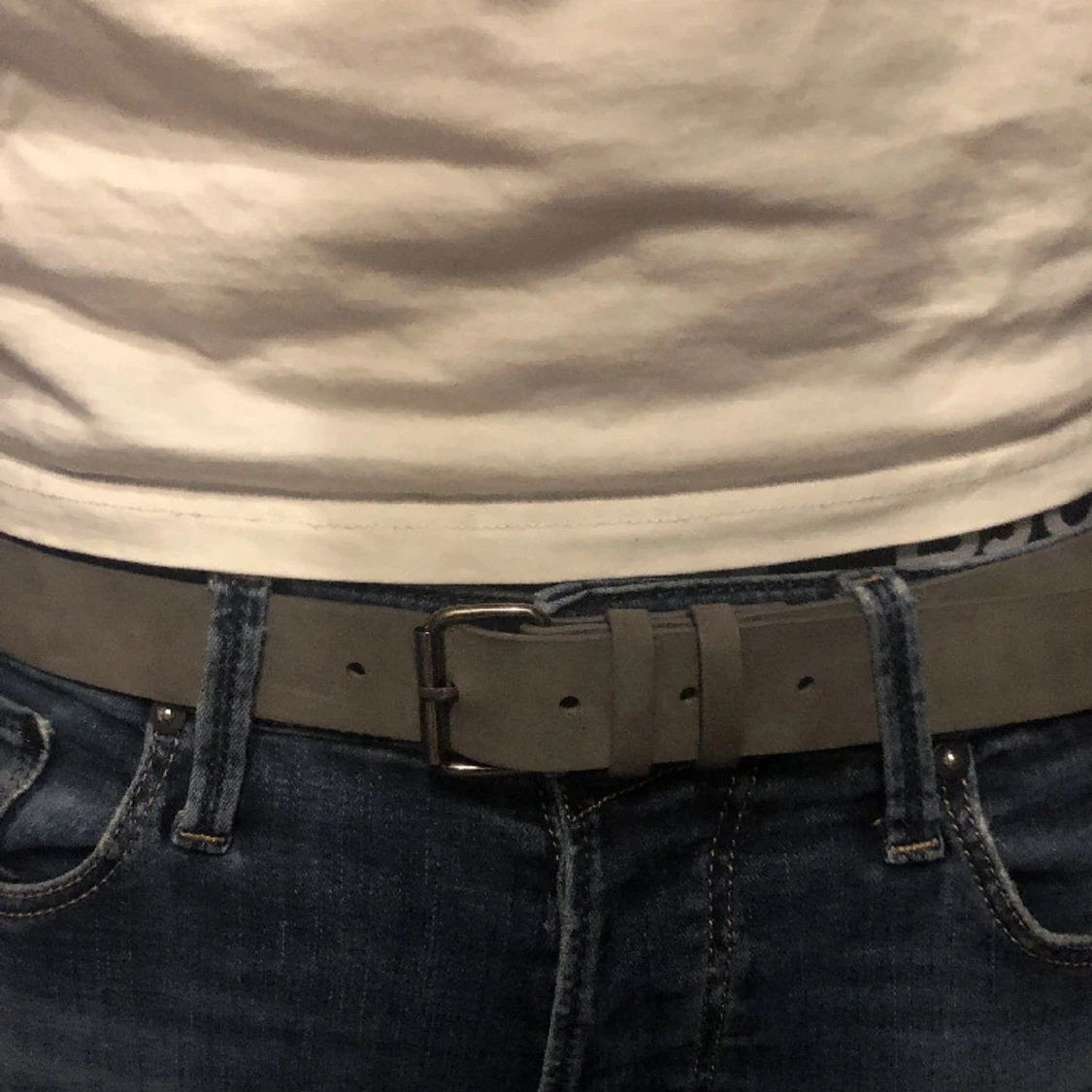 Grått mocka bälte  - 1