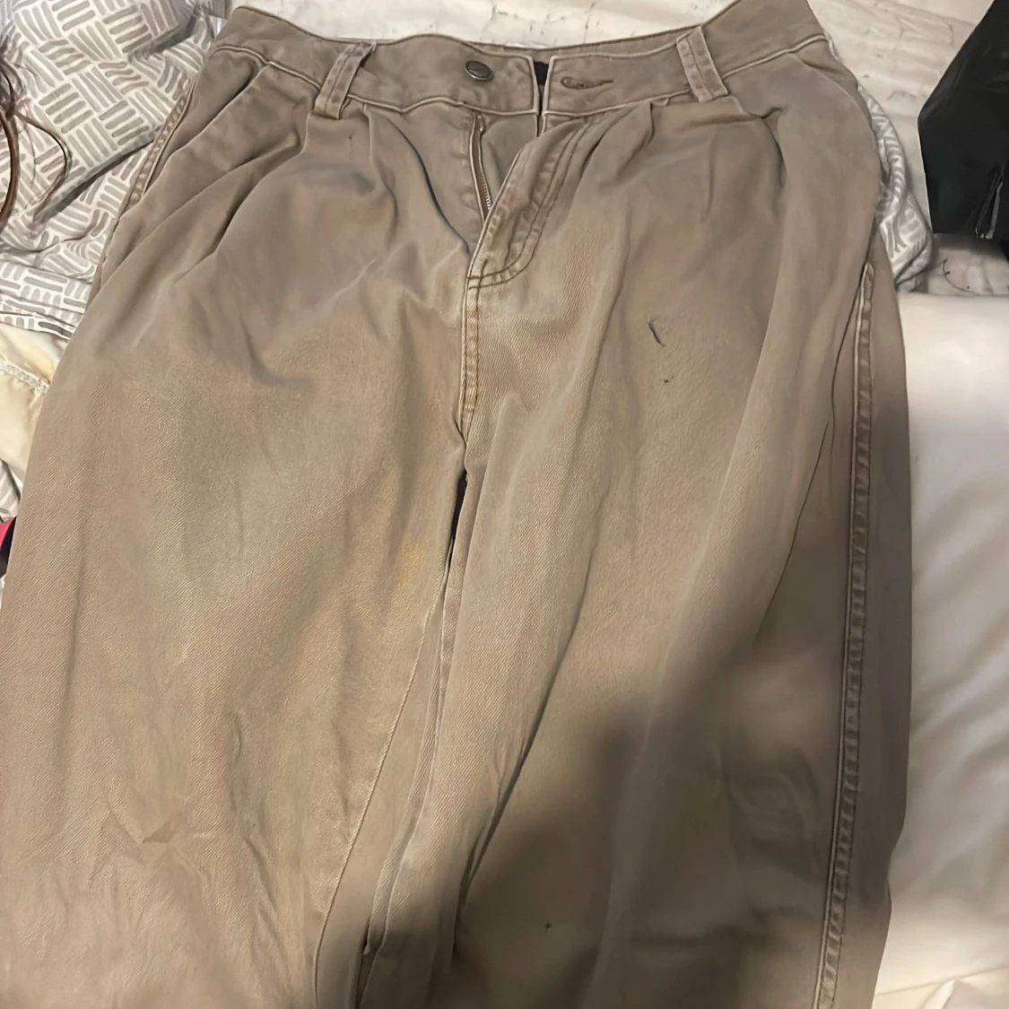 Beige byxor från Bershka