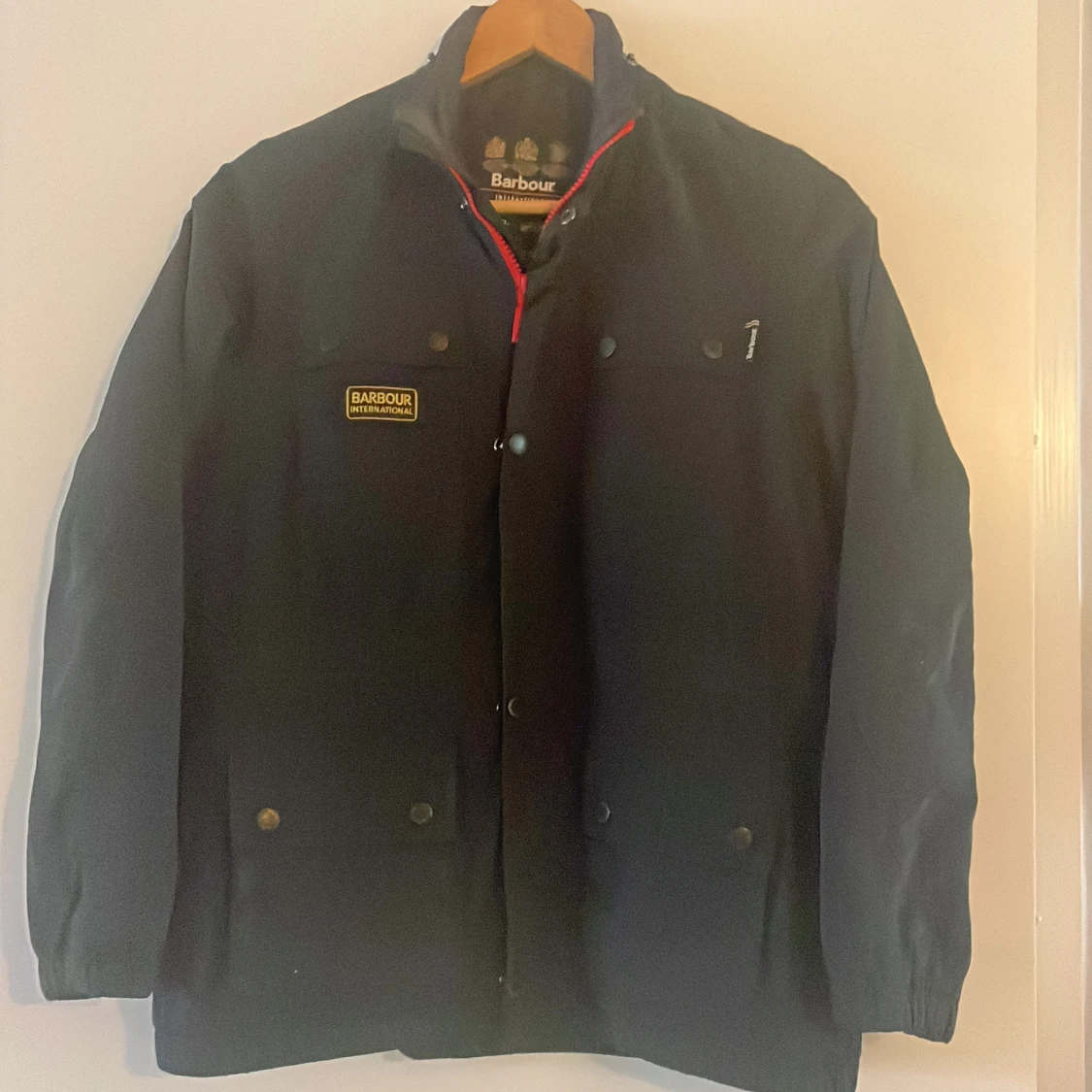Svart vindjacka från Barbour XL