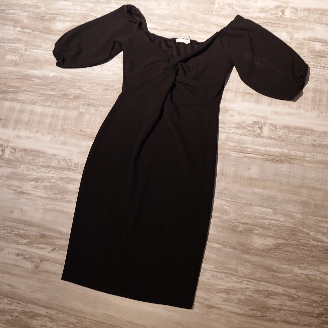 Svart Belle Sleeve klänning NLY Trend (oanvänd)