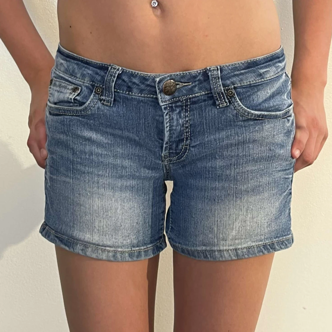 Blå jeansshorts  - 1