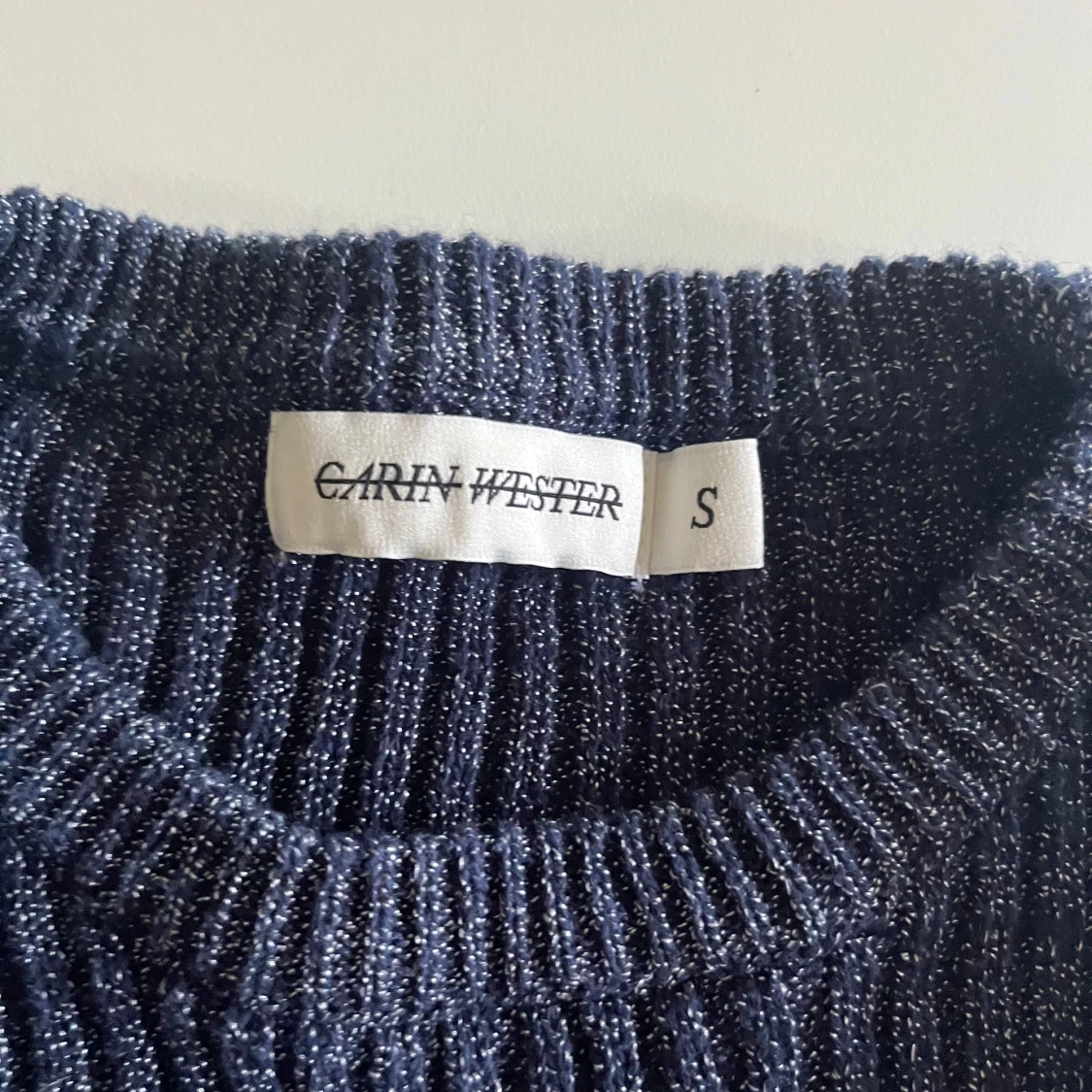 Mörkblå ribbstickad tröja Carin Wester - 3