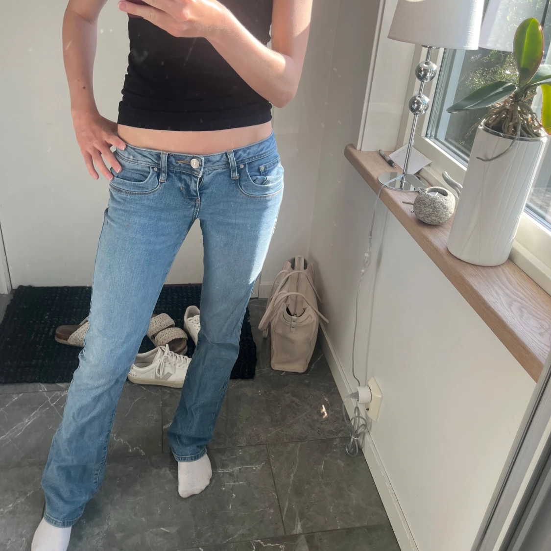 Lågmidjade ljusblå jeans från LTB - 1