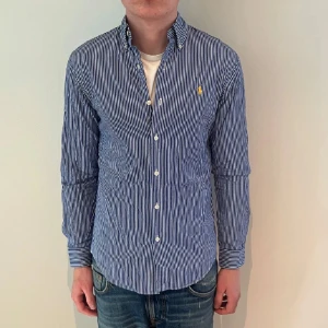 Ralph lauren skjorta  - Ralph lauren skjorta | Skick - 9,5/10 | Size - S | Hör av dig vid minsta fråga eller fundering // RDL